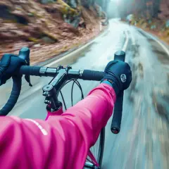 Cyklamenowy kolor w kolarstwie: Odkryj nowy wymiar stylu
