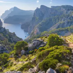 Odkryj uroki Serra de Tramuntana: Wyprawa w góry w Hiszpanii