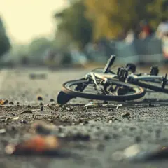 Szokujący wypadek na Tour de Pologne: Co poszło nie tak? Analiza