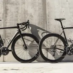 Porównanie modeli rowerów Merida Race 80 i 905: Który lepiej się sprawdzi?
